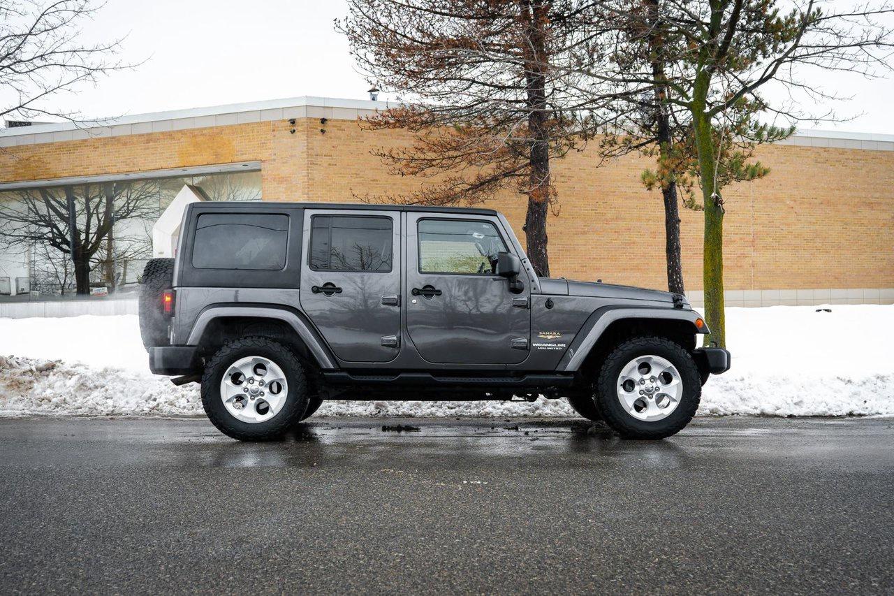 2014 Jeep Wrangler Unlimited Sahara Photo