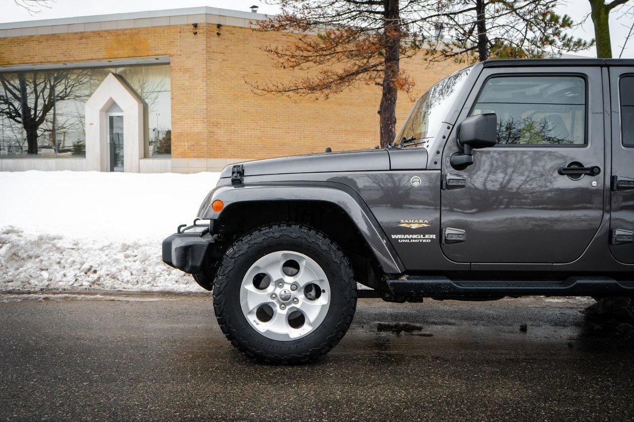 2014 Jeep Wrangler Unlimited Sahara Photo