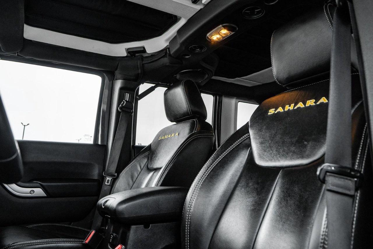 2014 Jeep Wrangler Unlimited Sahara Photo