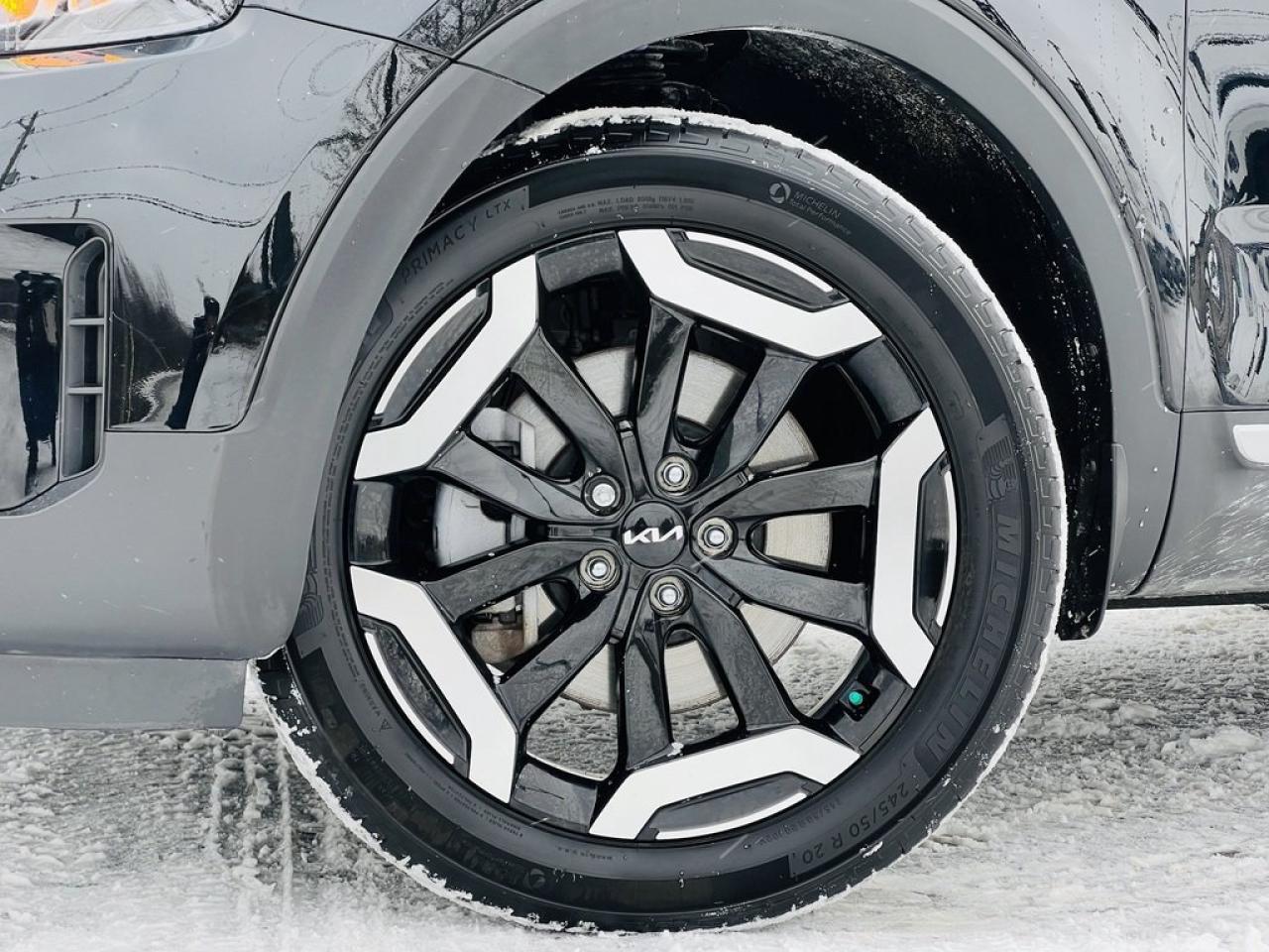 2025 Kia Telluride EX AWD Photo4