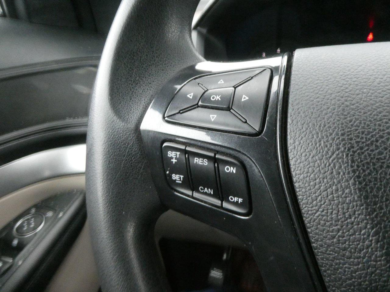 2018 Ford Explorer Base Photo