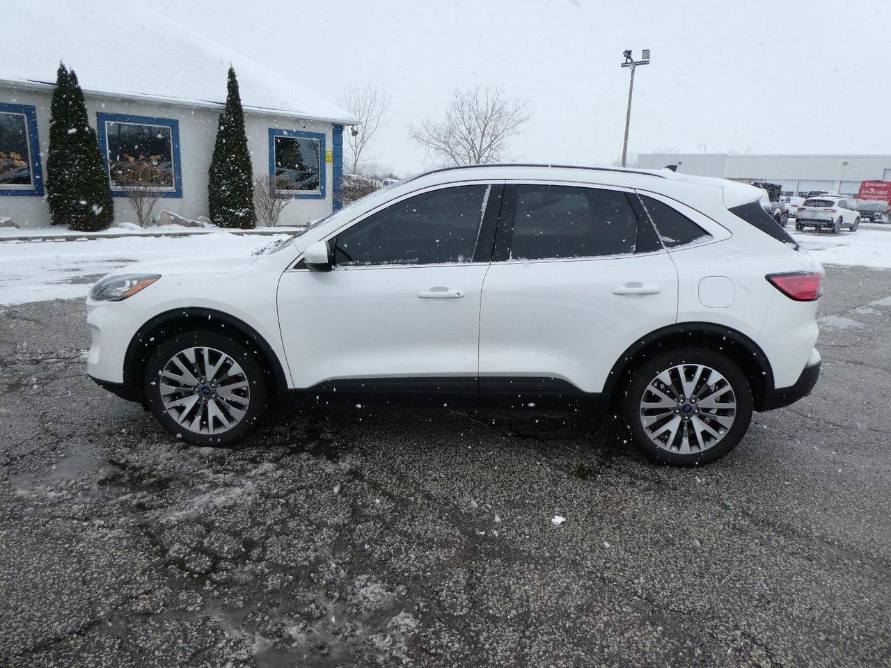 2022 Ford Escape Titanium Titanium Photo