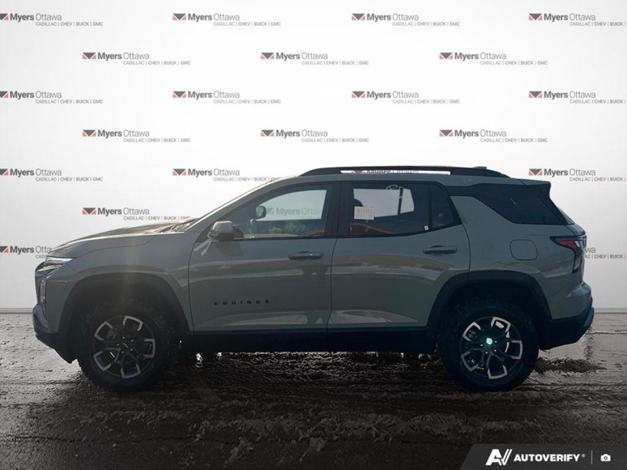 2025 Chevrolet Equinox ACTIV  ACTIV, AWD, LEATHER, LOW KM! Photo