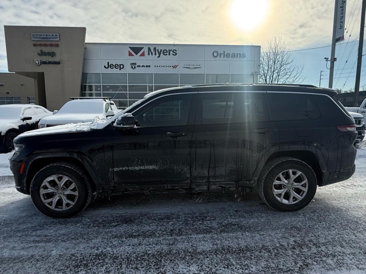 2022 Jeep Grand Cherokee L Limited  - Leather Seats - $136.71 /Wk Photo