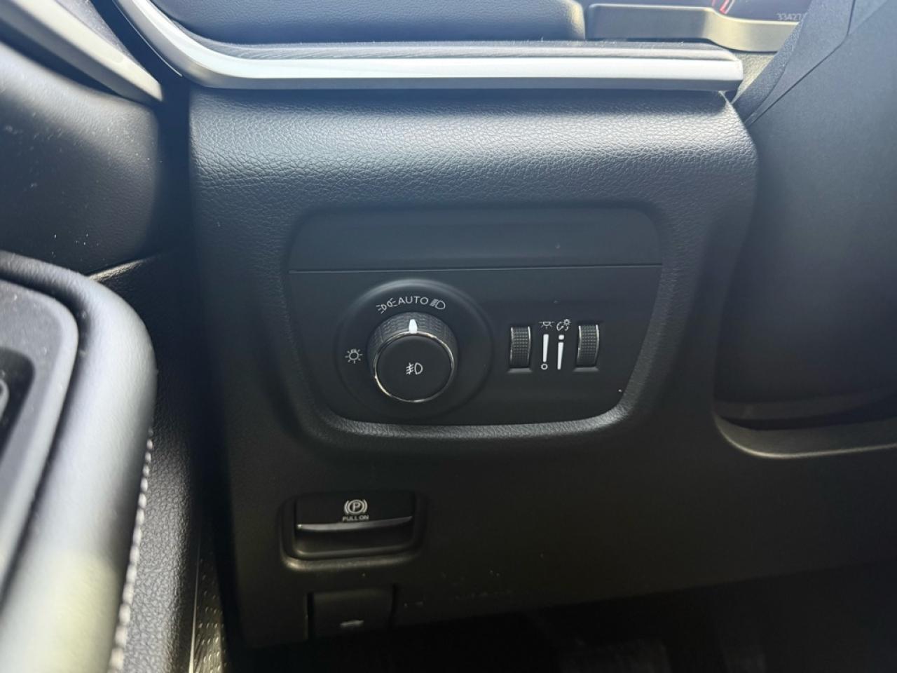 2022 Jeep Grand Cherokee L Limited  - Leather Seats - $136.71 /Wk Photo