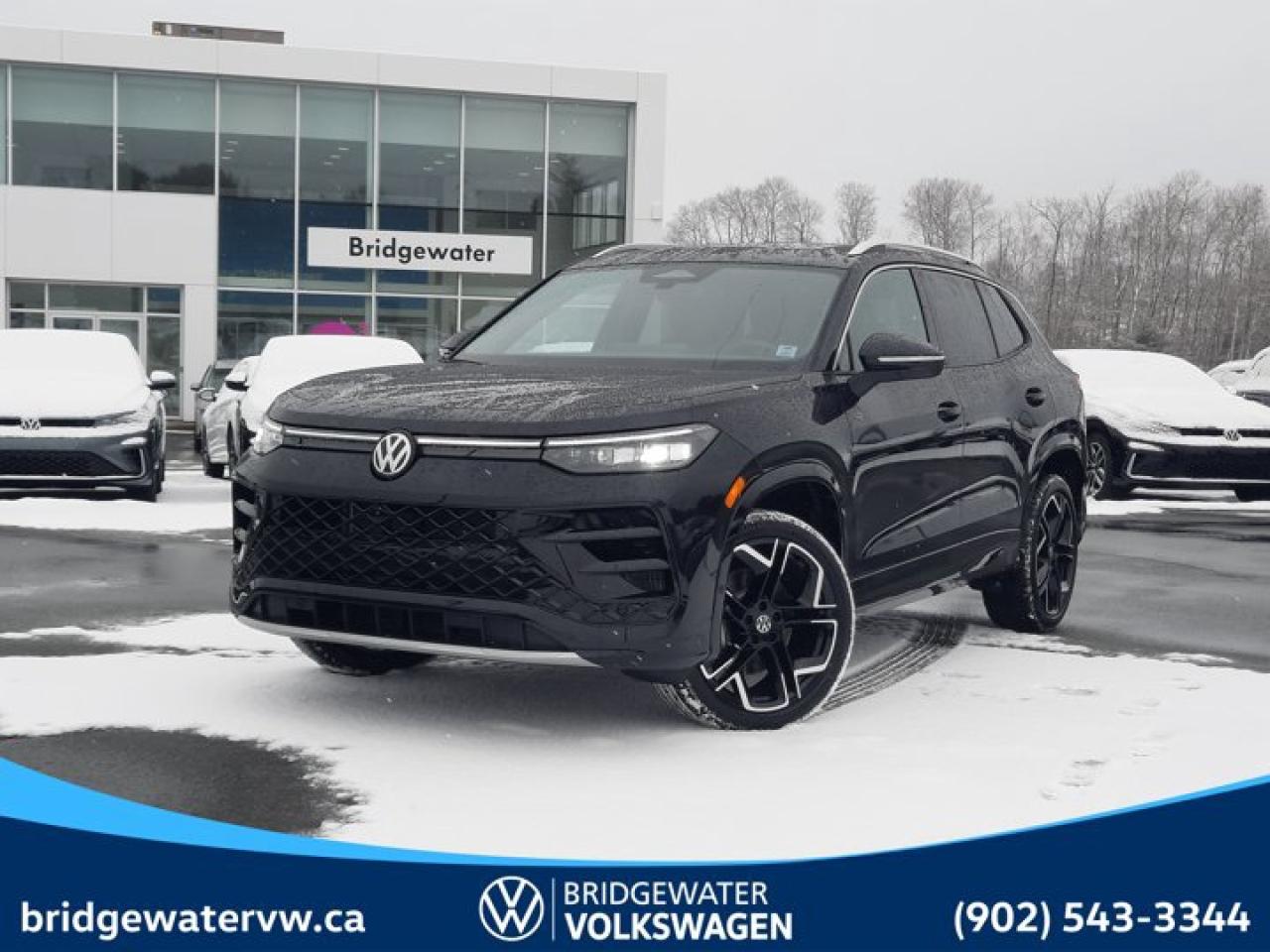 Small SUV 4WD, Highline Turbo R-Line 4MOTION, 8-Speed Automatic w/OD, Intercooled Turbo Regular Unleaded I-4 2.0 L/121