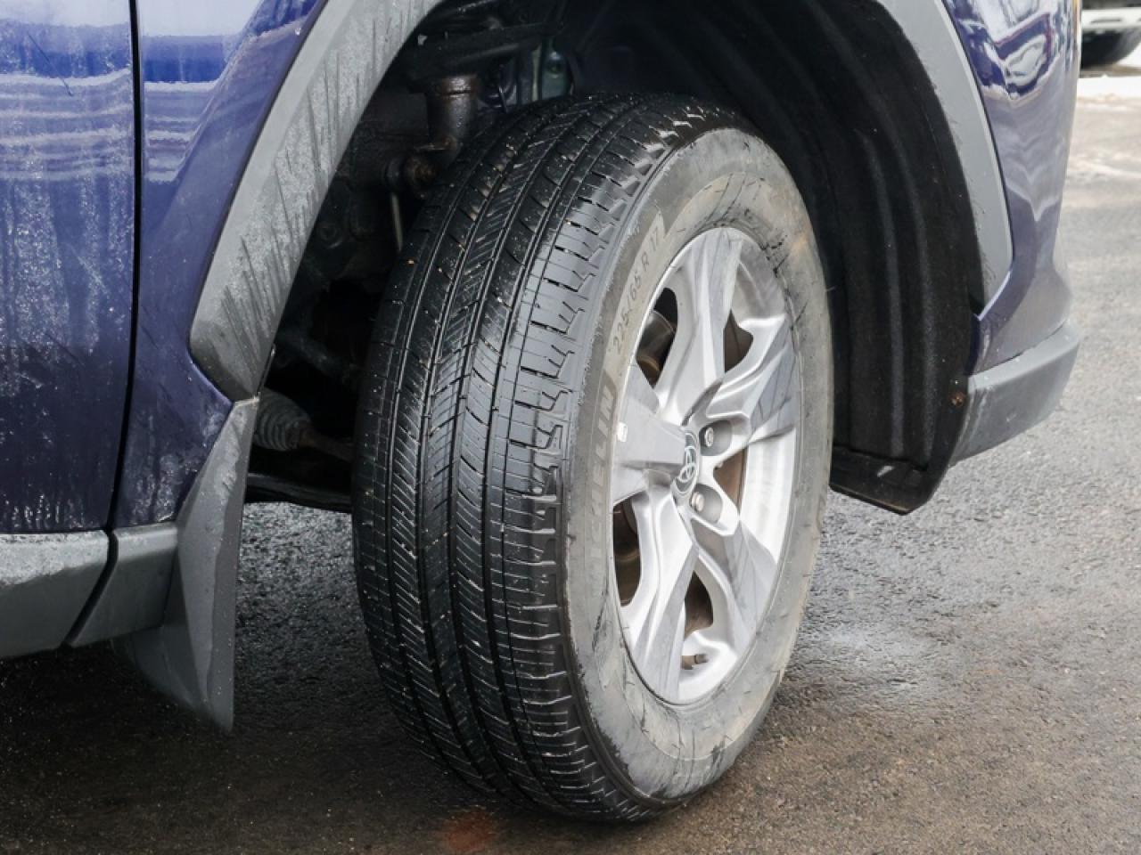 2022 Toyota RAV4 XLE  - Certified - Sunroof -  Power Liftgate - $241 B/W Photo