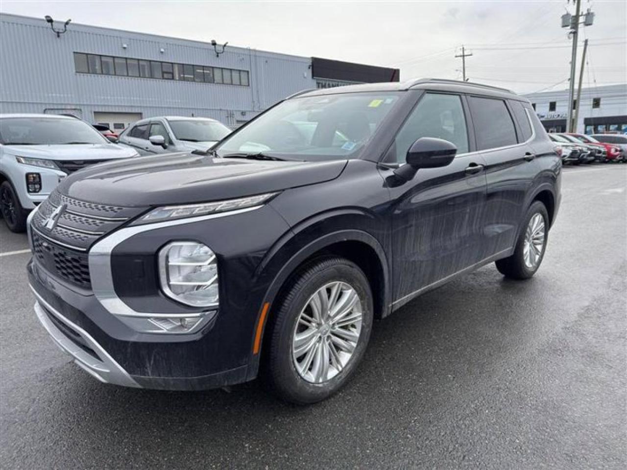 Recent Arrival! FACTORY WARRANTY REMAINING UNTIL 2031 OR 160,000KMS! 2022 Mitsubishi Outlander SE 4WD, 3rd row seats: split-bench, Android Auto & Apple CarPlay, Dual front impact airbags, Dual front side impact airbags, Heated front seats, Heated steering wheel, Knee airbag, Occupant sensing airbag, Power Liftgate, Power moonroof, Rear side impact airbag.Labrador Black Pearl 2022 Mitsubishi Outlander SE 4WD CVT 2.5L 4-Cylinder DOHCSteele Mitsubishi has the largest and most diverse selection of preowned vehicles in HRM. Buy with confidence, knowing we use fair market pricing guaranteeing the absolute best value in all of our pre owned inventory!Steele Auto Group is one of the most diversified group of automobile dealerships in Canada, with 60 dealerships selling 29 brands and an employee base of well over 2300. Sales are up over last year and our plan going forward is to expand further into Atlantic Canada and the United States furthering our commitment to our Canadian customers as well as welcoming our new customers in the USA.