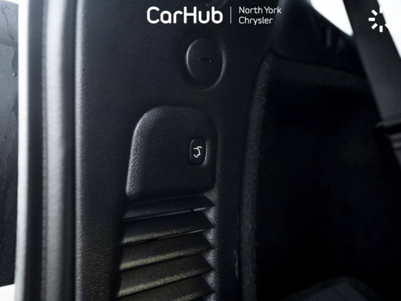 2019 Dodge Durango R/T AWD Power sunroof Blacktop Package 20'' Wheels Alpine Audio Photo