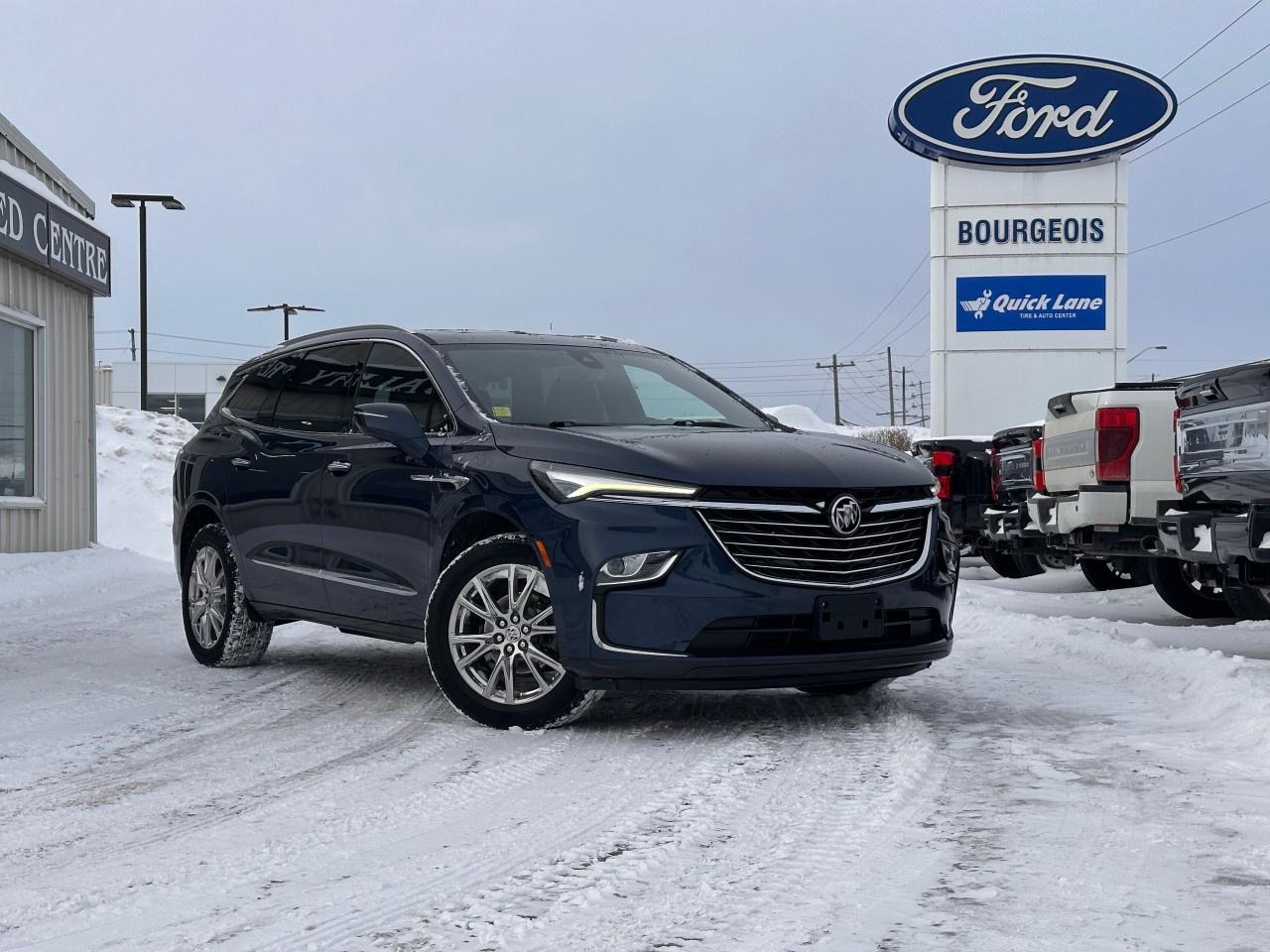 2023 Buick Enclave Essence AWD Photo0