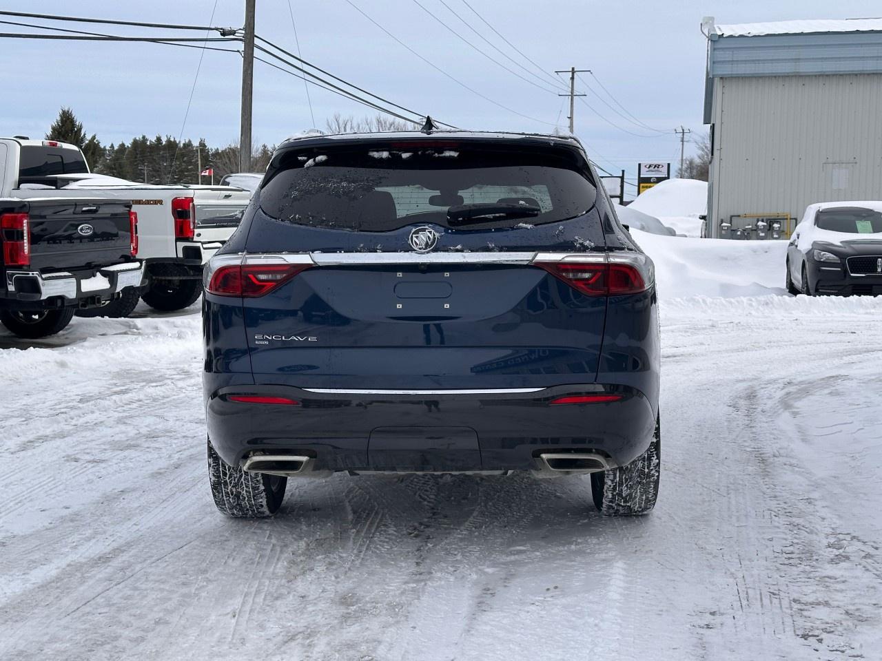 2023 Buick Enclave Essence AWD Photo