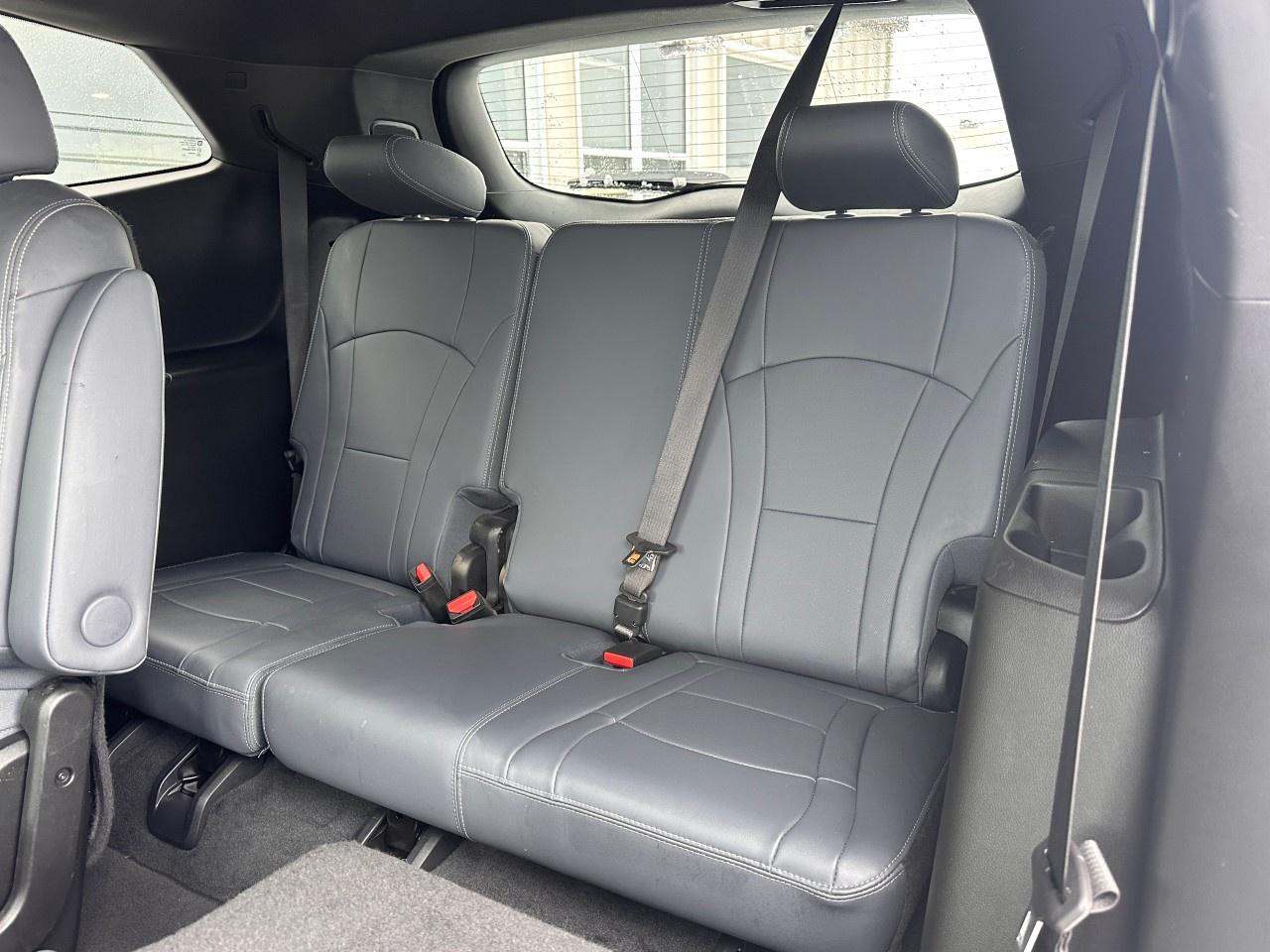 2023 Buick Enclave Essence AWD Photo