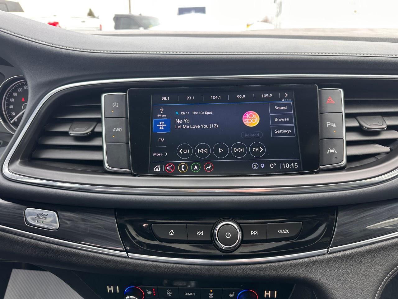 2023 Buick Enclave Essence AWD Photo