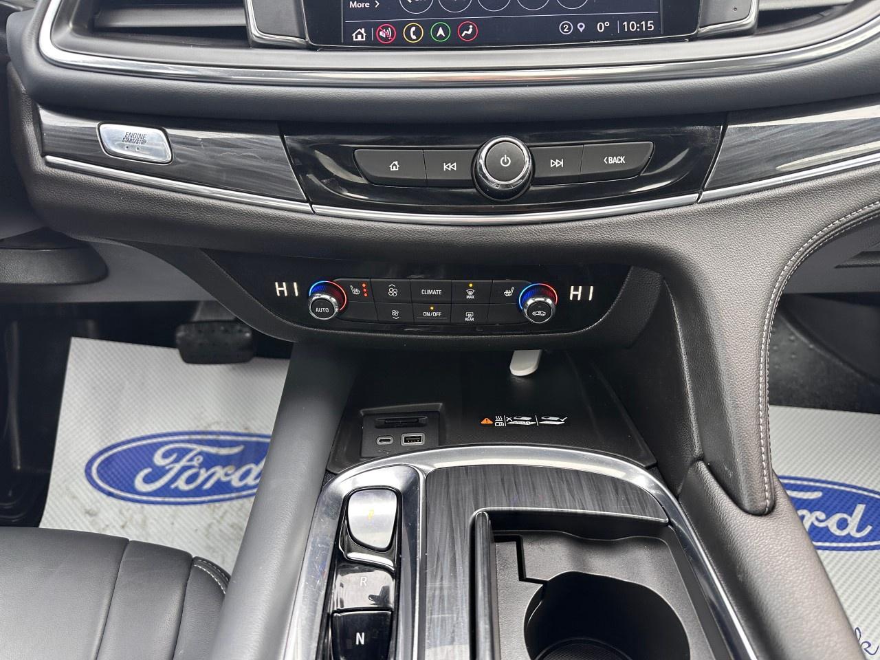 2023 Buick Enclave Essence AWD Photo