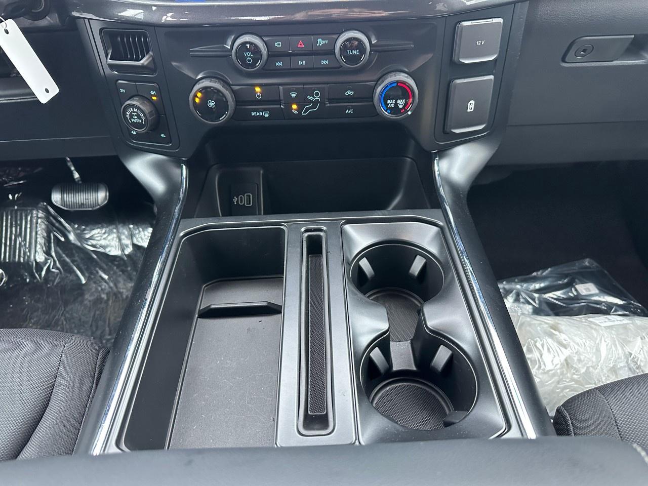 2025 Ford F-150 STX 4WD SuperCrew 5.5' Box Photo