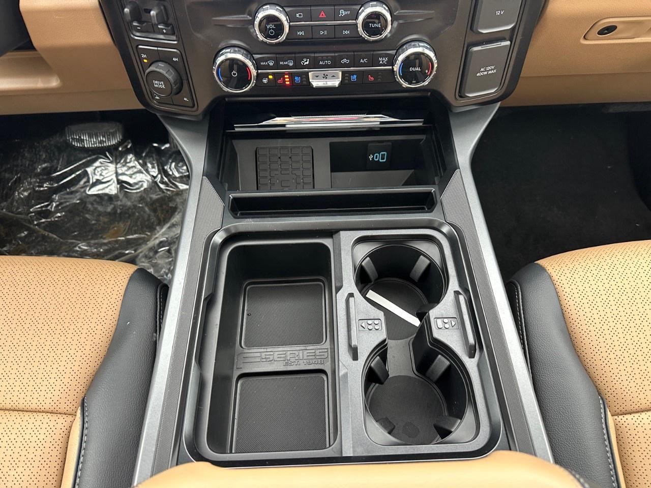 2026 Ford F-250 Super Duty SRW LARIAT 4WD CREW CAB 6.75' BOX Photo