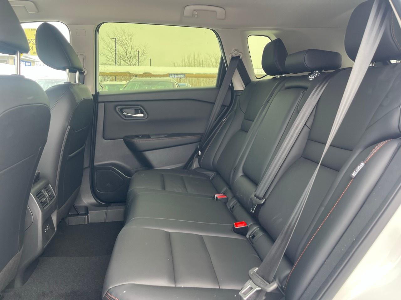 2026 Nissan Rogue AWD Rock Creek Photo