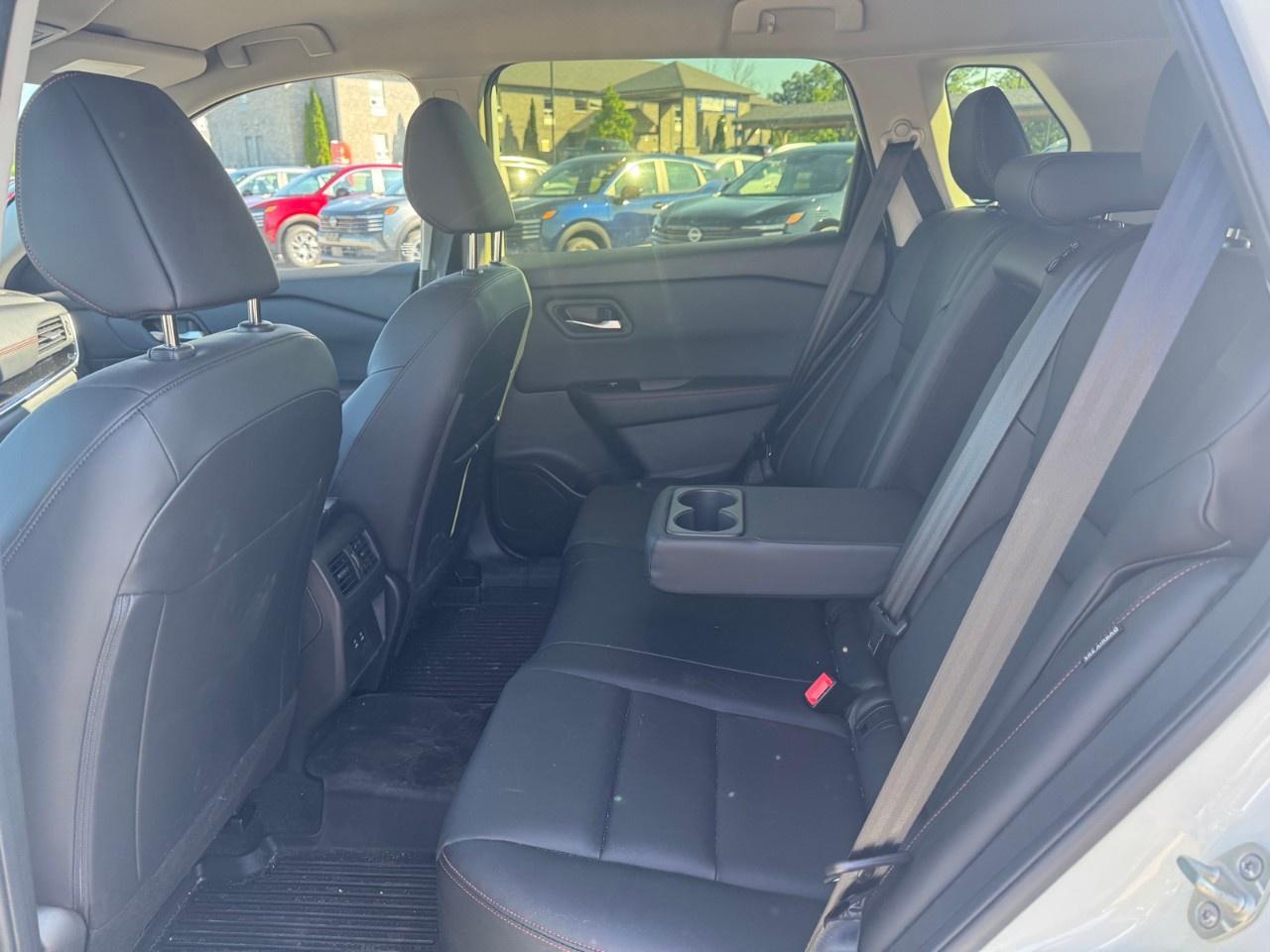 2026 Nissan Rogue AWD Rock Creek Photo