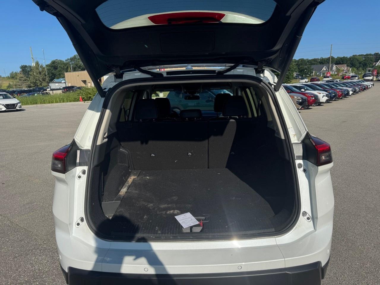 2026 Nissan Rogue AWD Rock Creek Photo