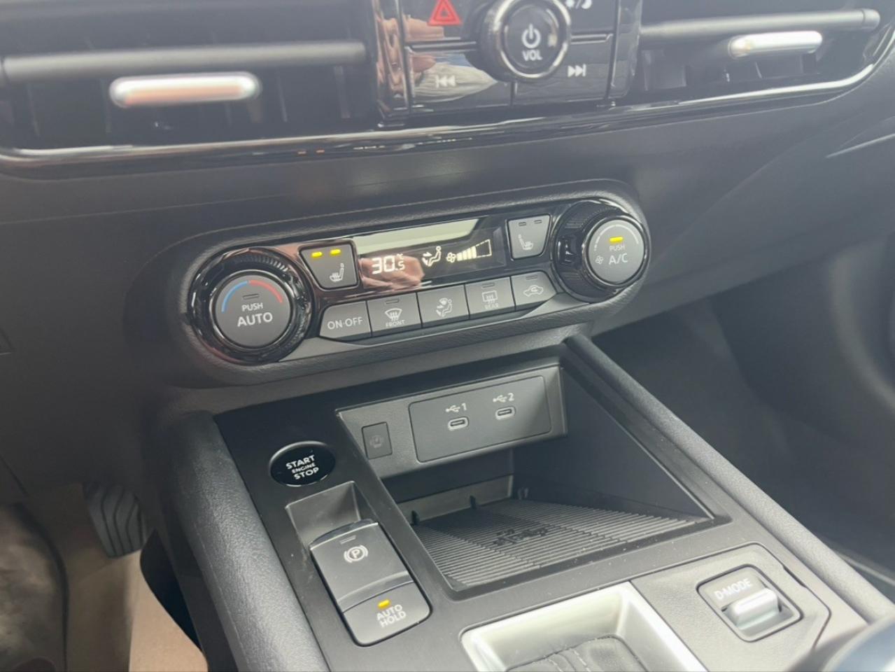 2026 Nissan Kicks S AWD Photo