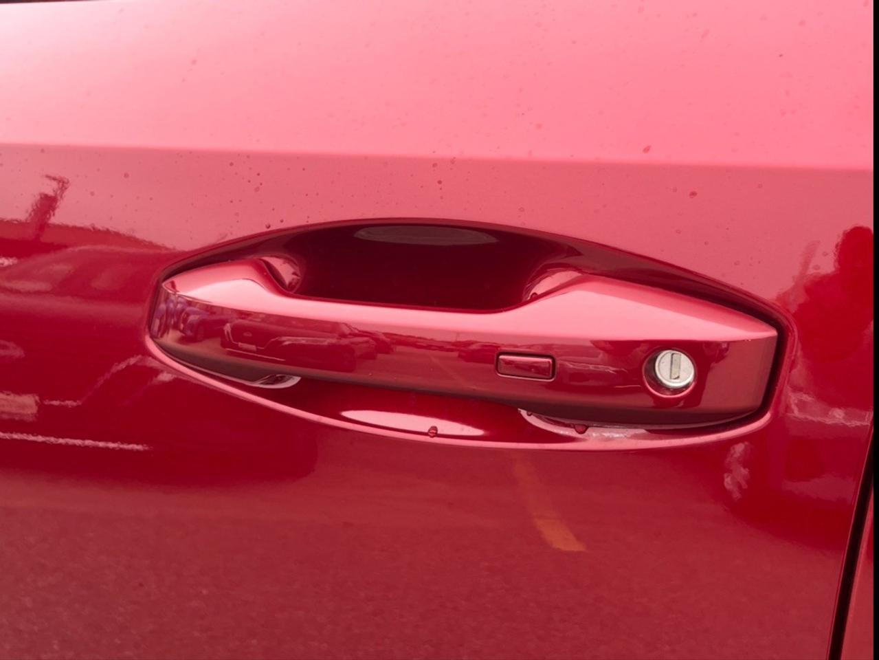 2026 Nissan Kicks S AWD Photo3