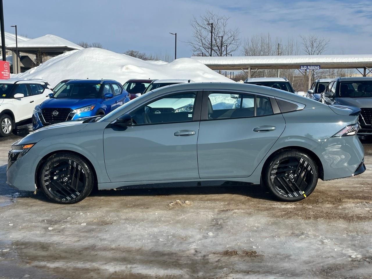 2026 Nissan Sentra SR SEDAN Photo
