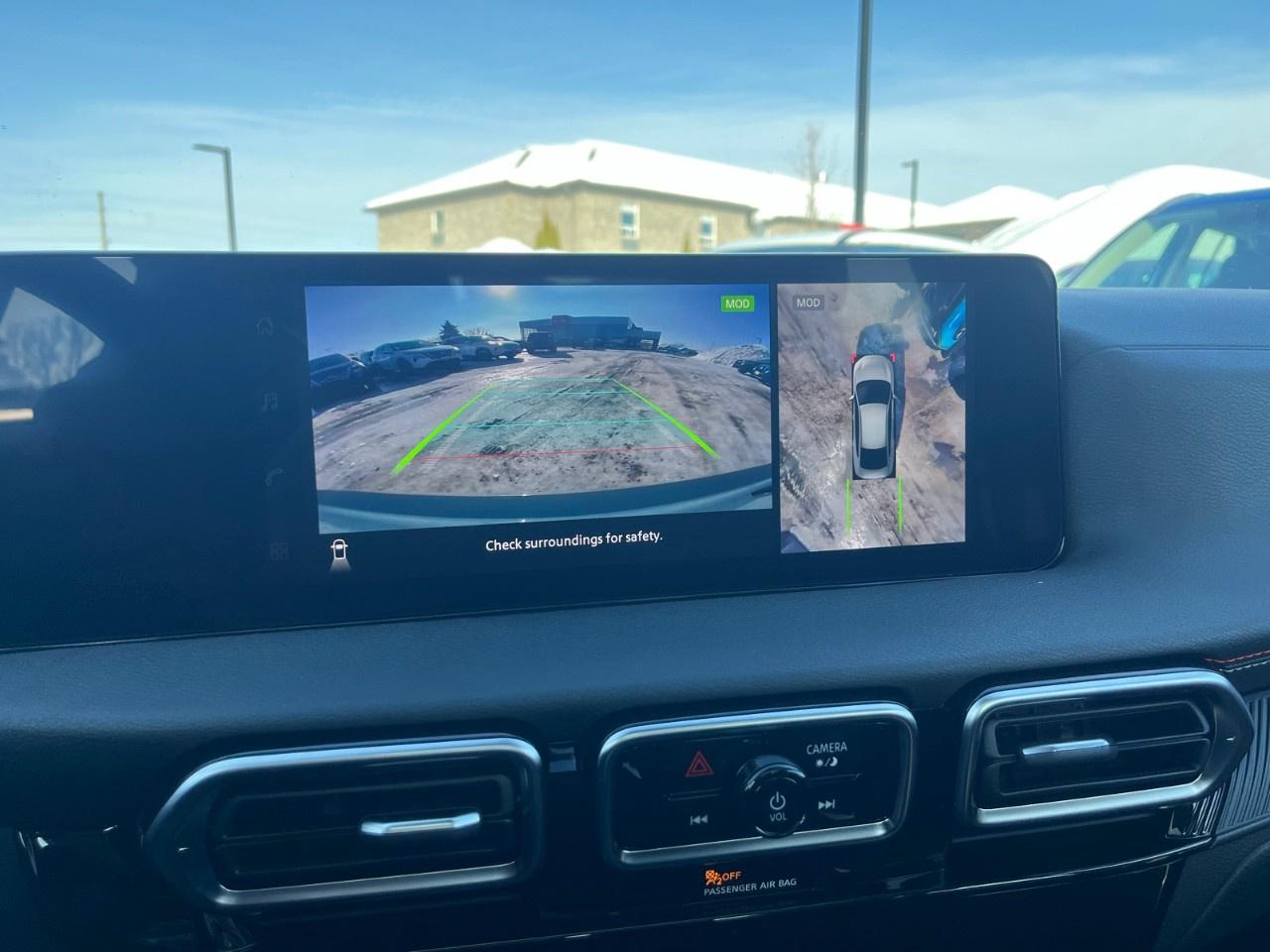 2026 Nissan Sentra SR SEDAN Photo