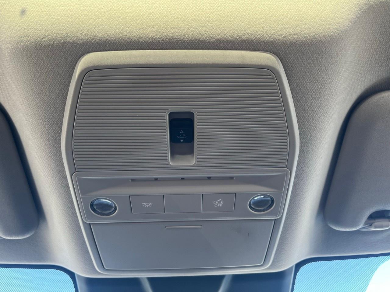 2026 Nissan Sentra SR SEDAN Photo