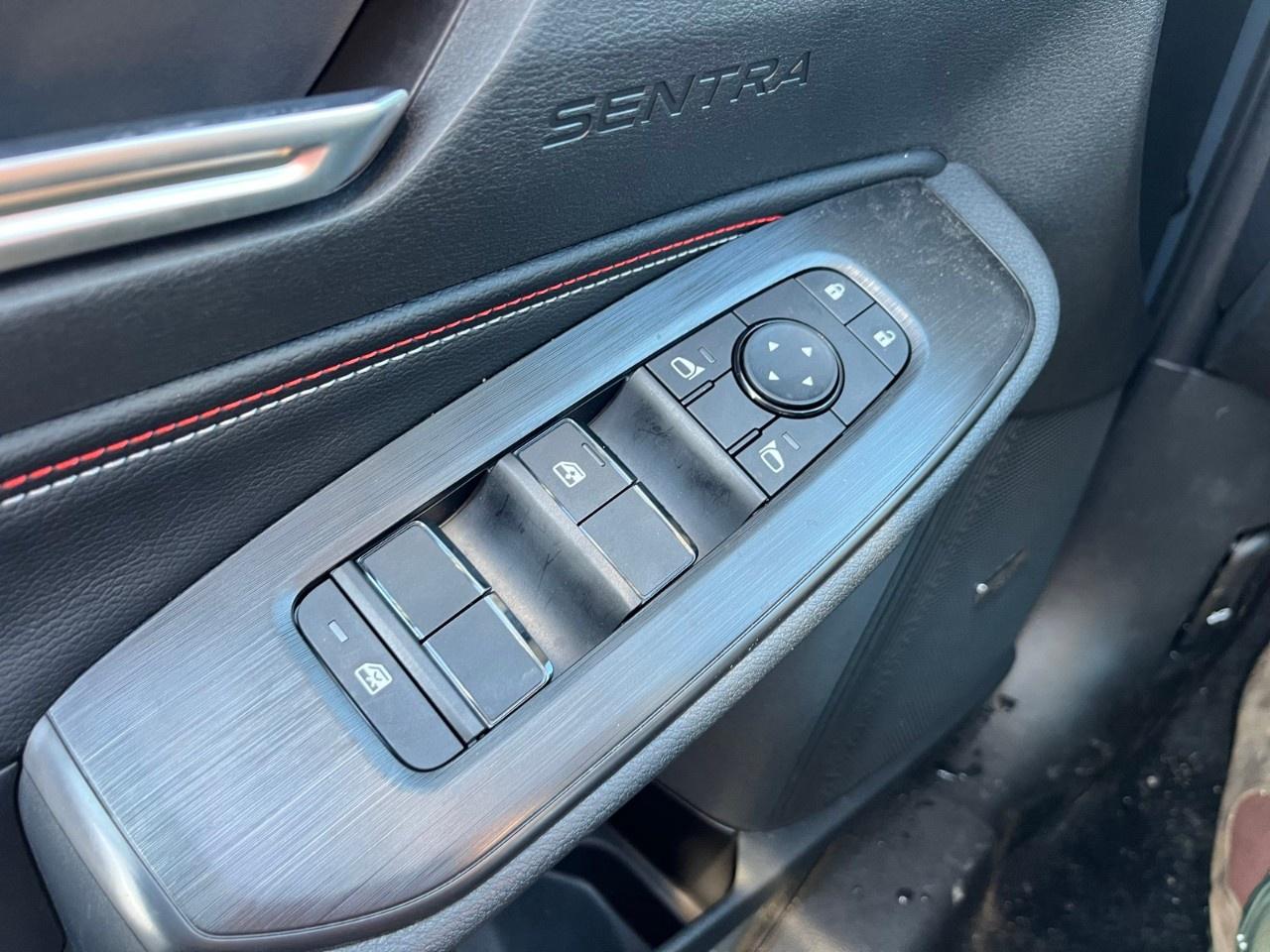 2026 Nissan Sentra SR SEDAN Photo