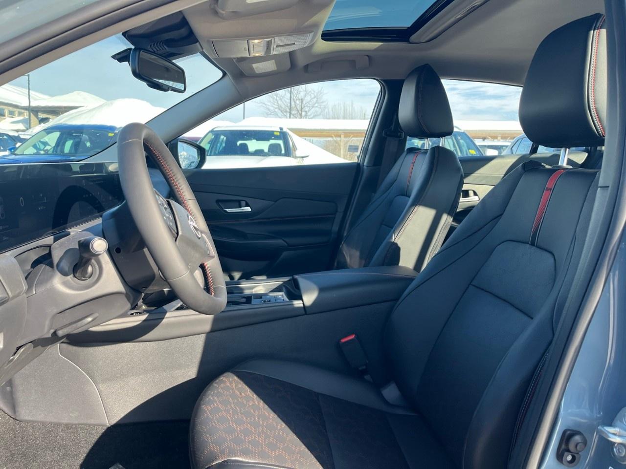 2026 Nissan Sentra SR SEDAN Photo