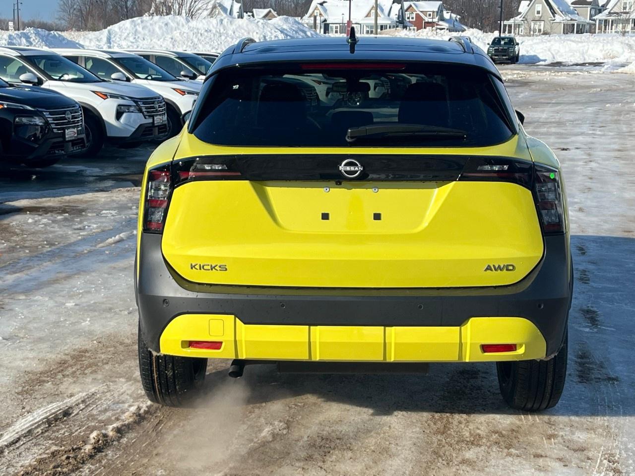 2026 Nissan Kicks SV AWD Photo