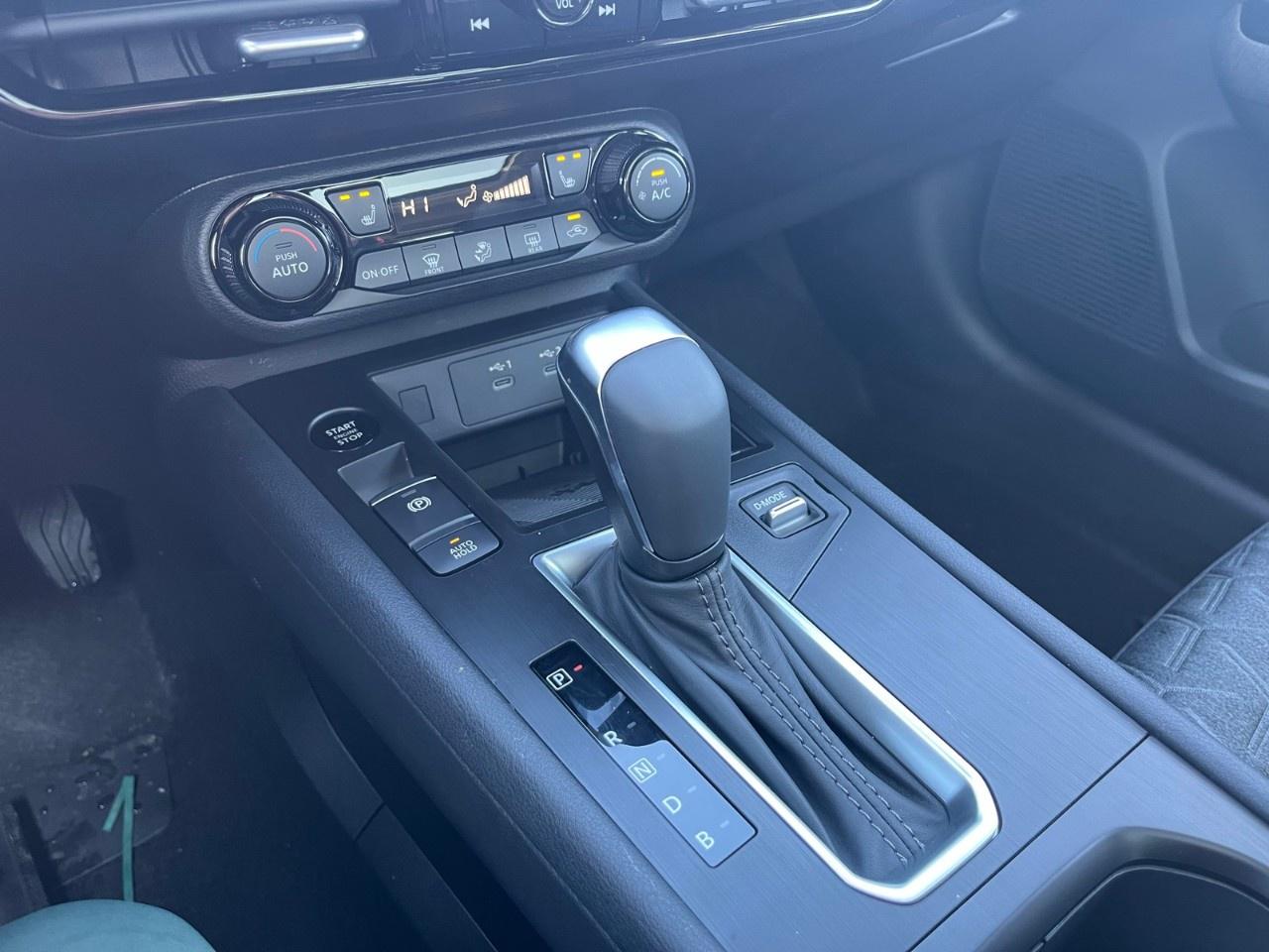 2026 Nissan Kicks SV AWD Photo