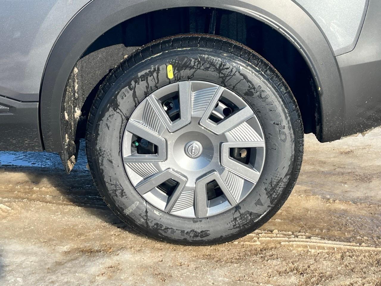 2026 Nissan Kicks S AWD Photo