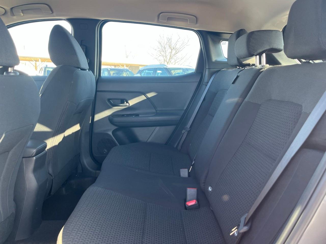 2026 Nissan Kicks S AWD Photo