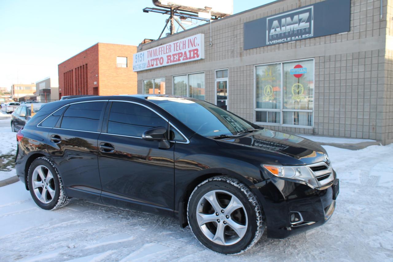 2016 Toyota Venza XLE Photo0