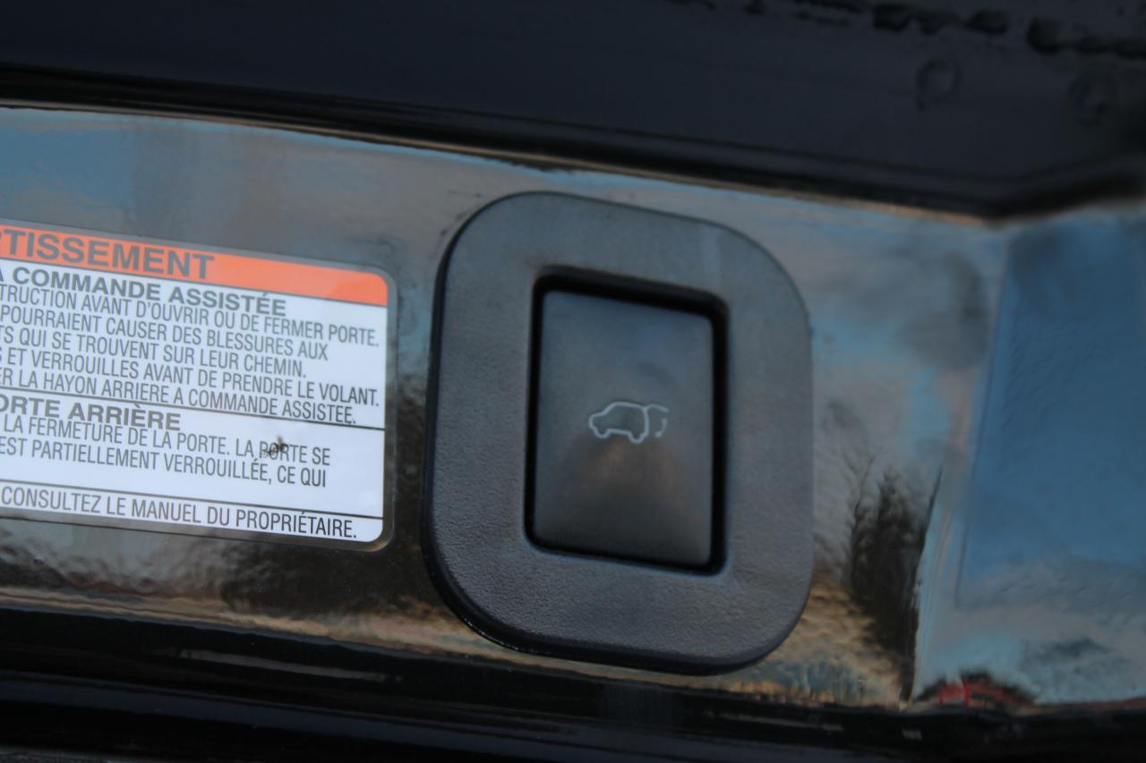 2016 Toyota Venza XLE Photo