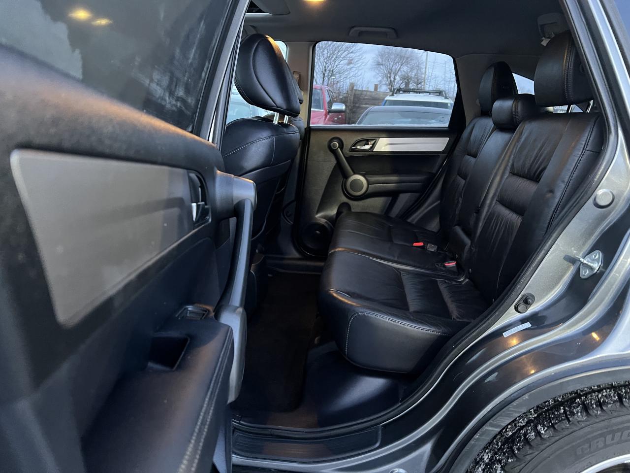 2010 Honda CR-V EX-L WITH NAVIGATION Photo