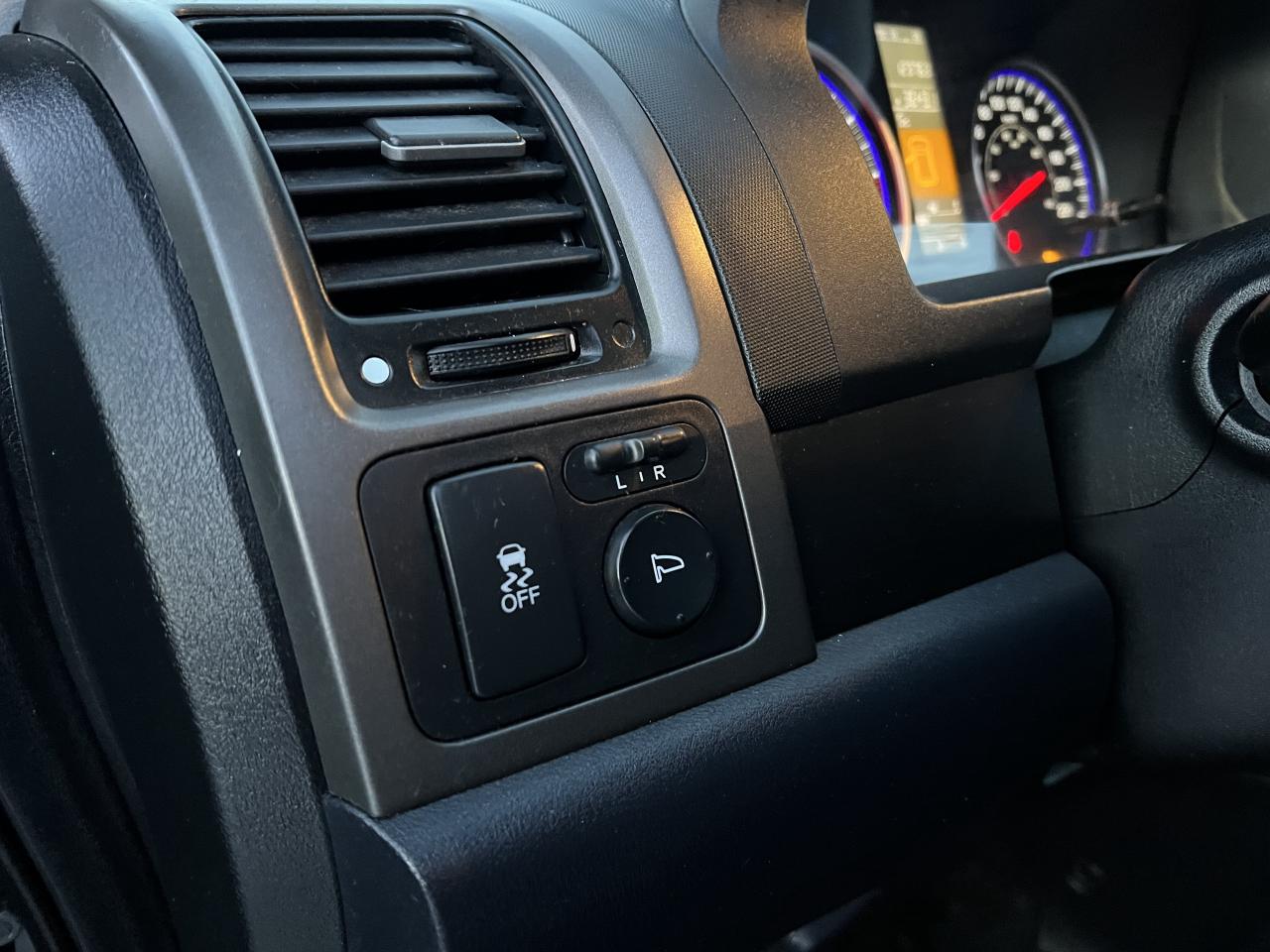 2010 Honda CR-V EX-L WITH NAVIGATION Photo