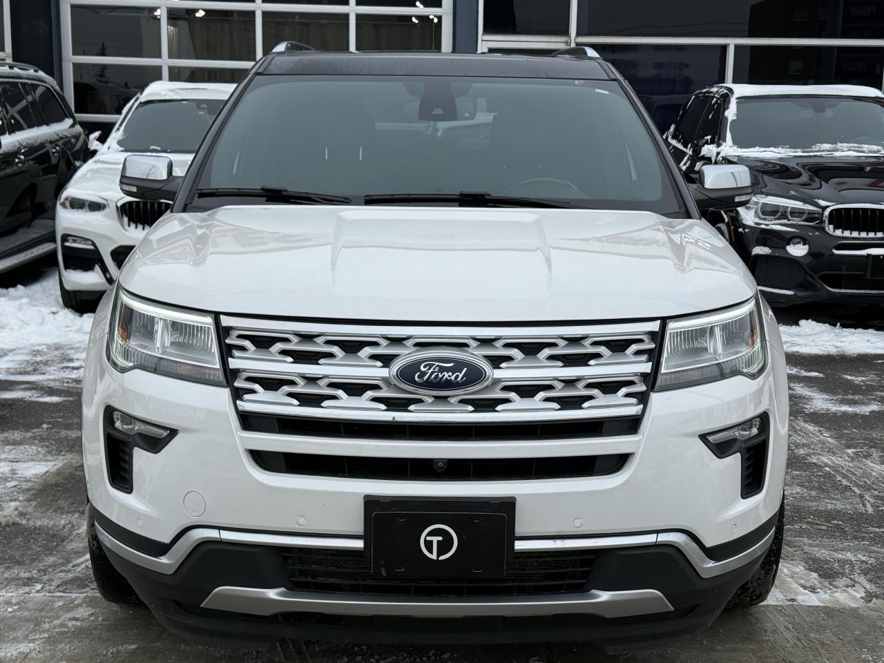 2018 Ford Explorer PLATINUM | PANO | 7 SEATER | Photo