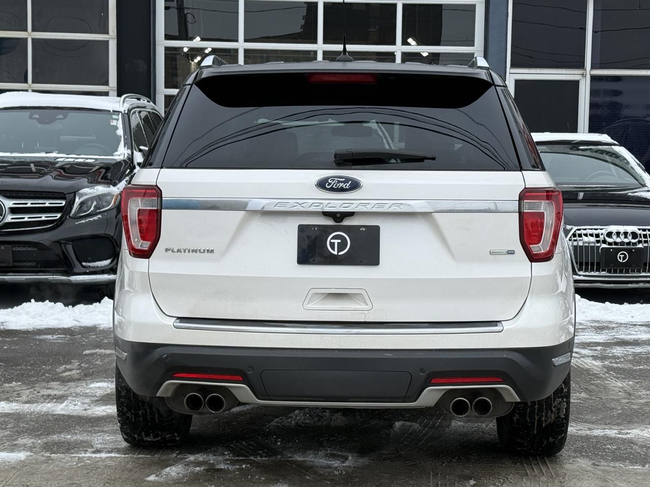 2018 Ford Explorer PLATINUM | PANO | 7 SEATER | Photo