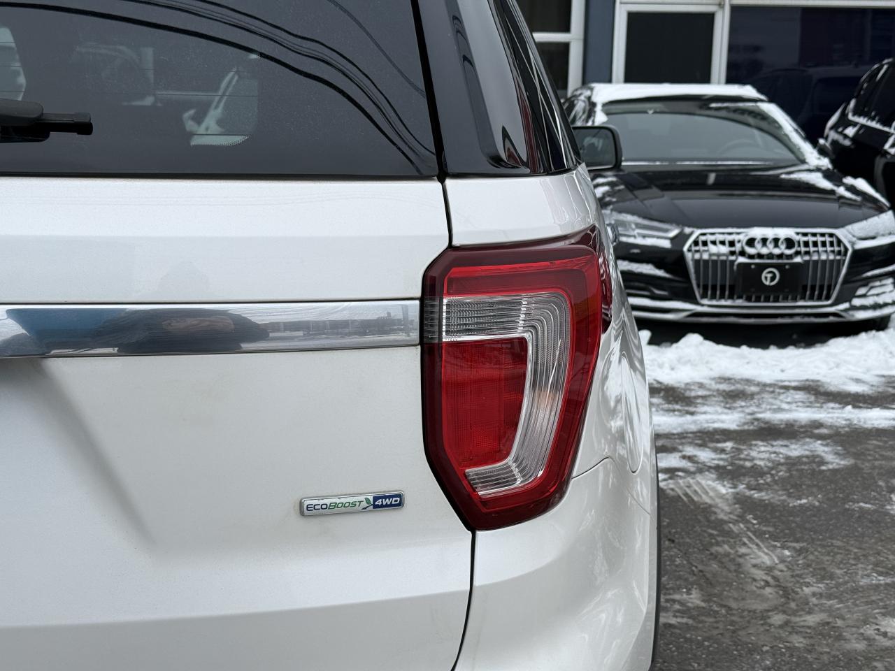 2018 Ford Explorer PLATINUM | PANO | 7 SEATER | Photo