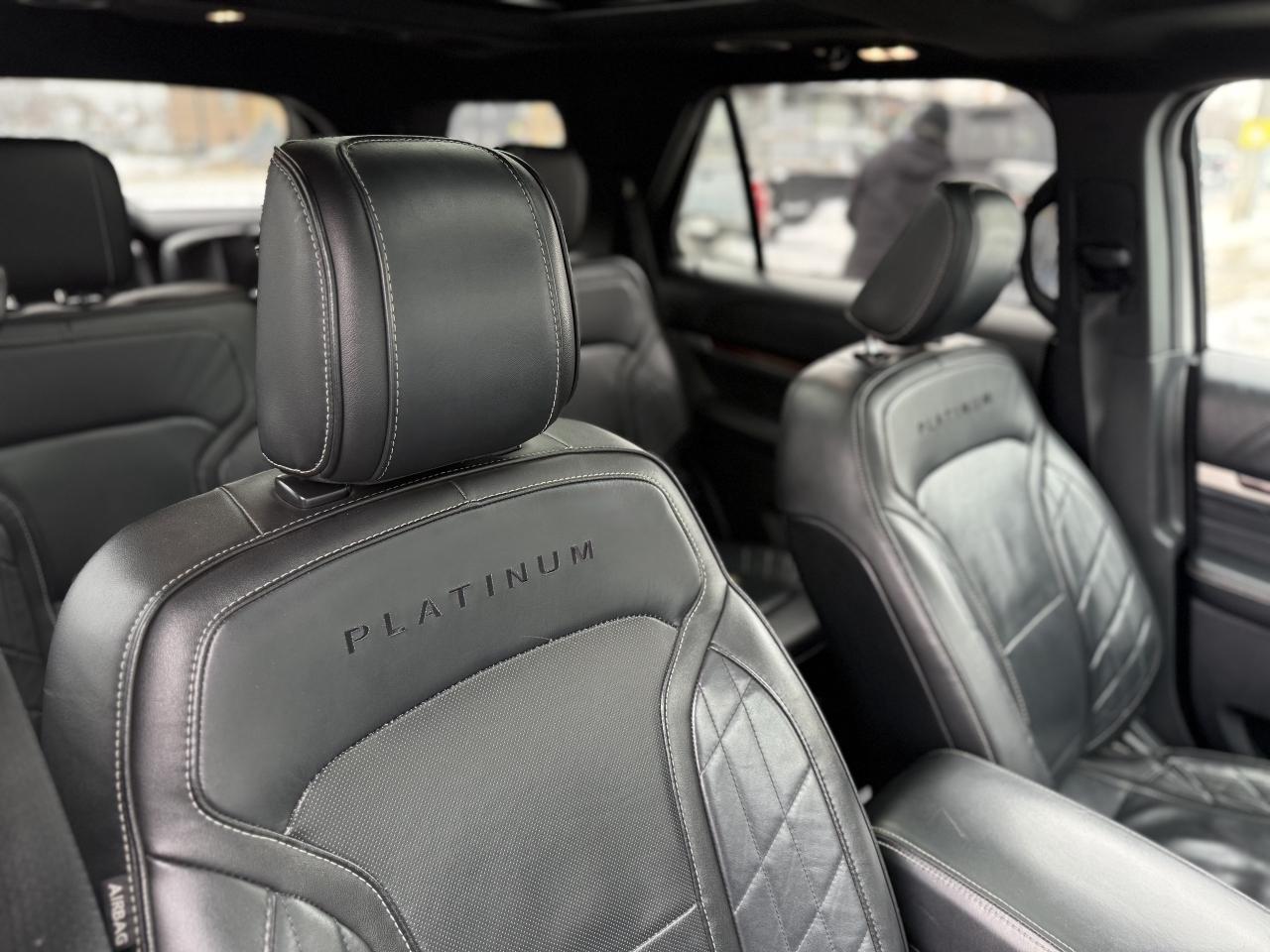 2018 Ford Explorer PLATINUM | PANO | 7 SEATER | Photo