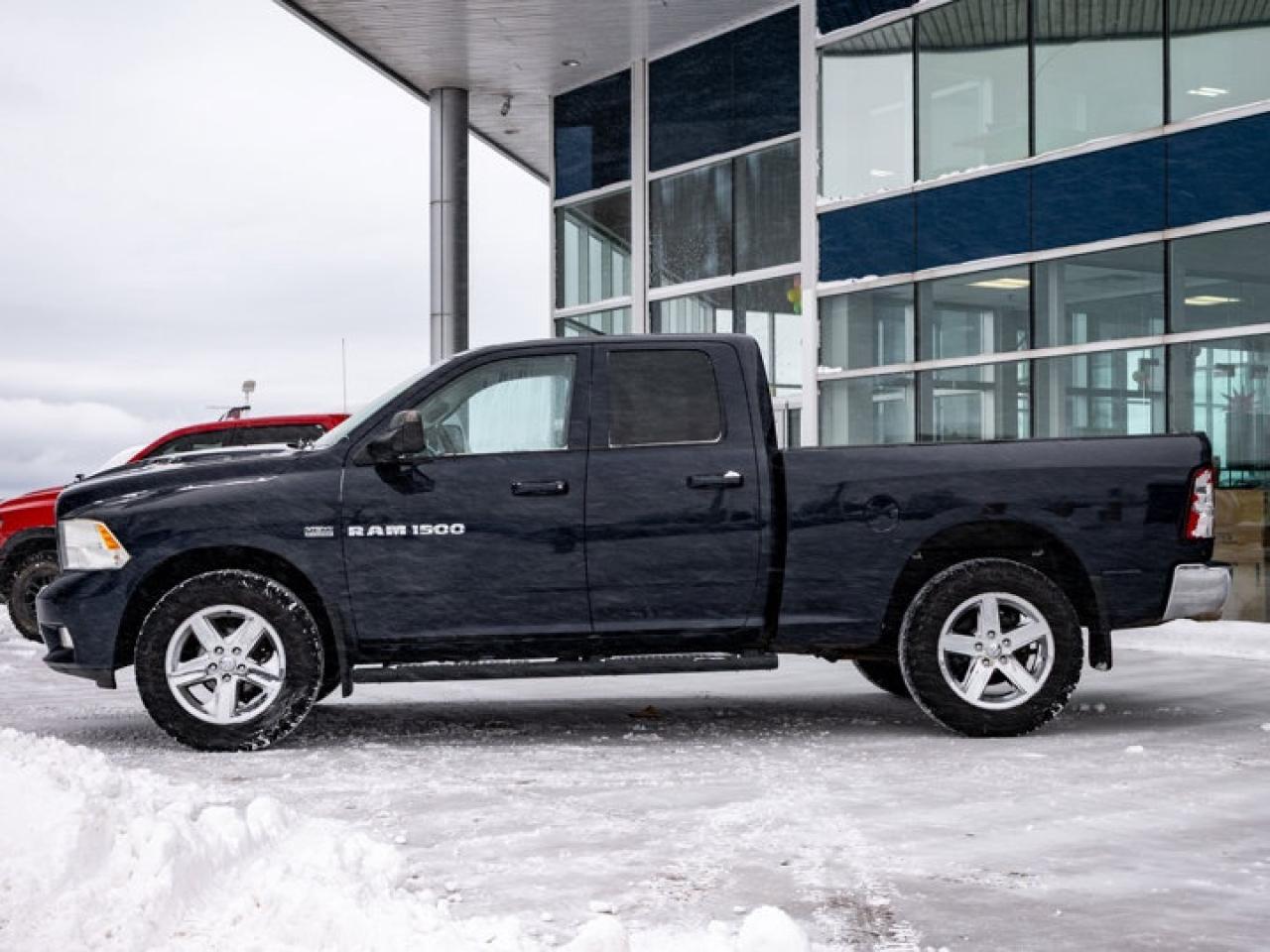 2012 RAM 1500 SPORT Photo4