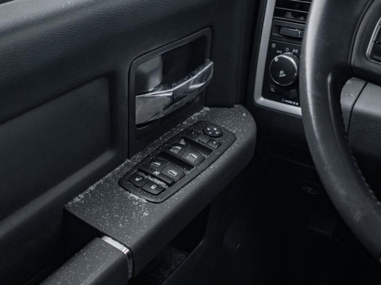 2012 RAM 1500 SPORT Photo