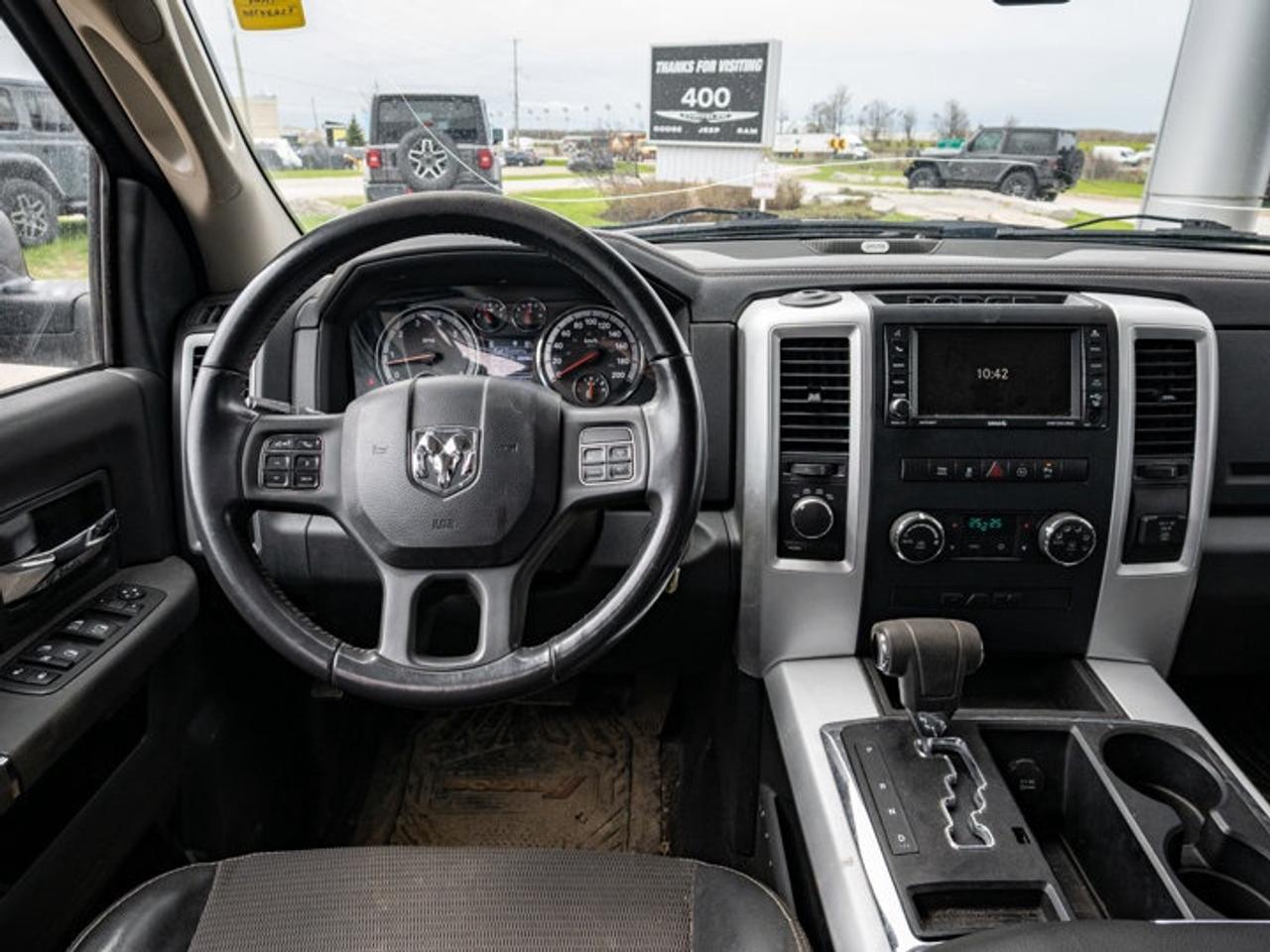 2012 RAM 1500 SPORT Photo2
