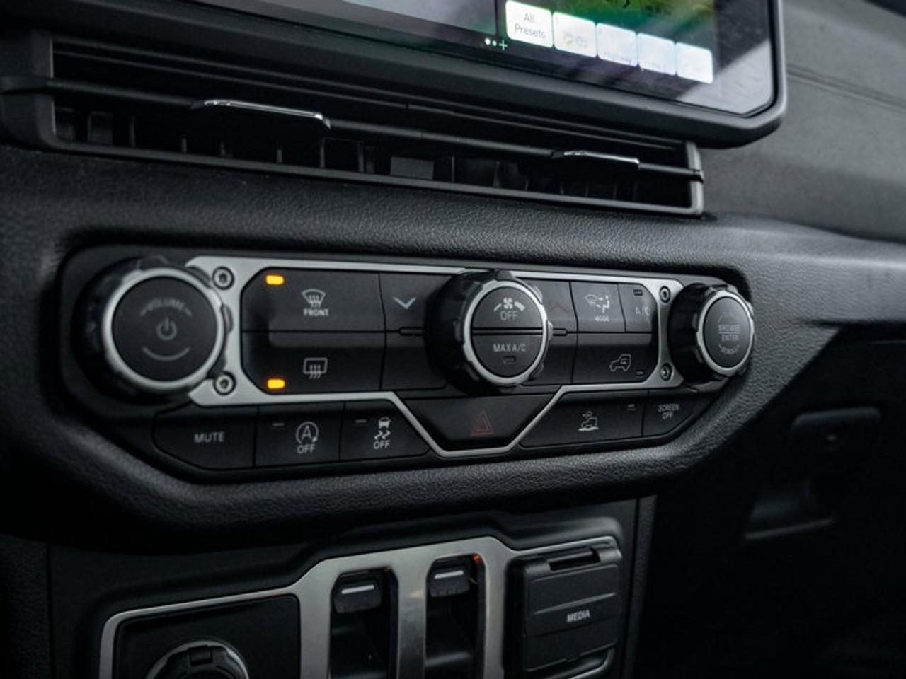 2024 Jeep Wrangler Willys Photo