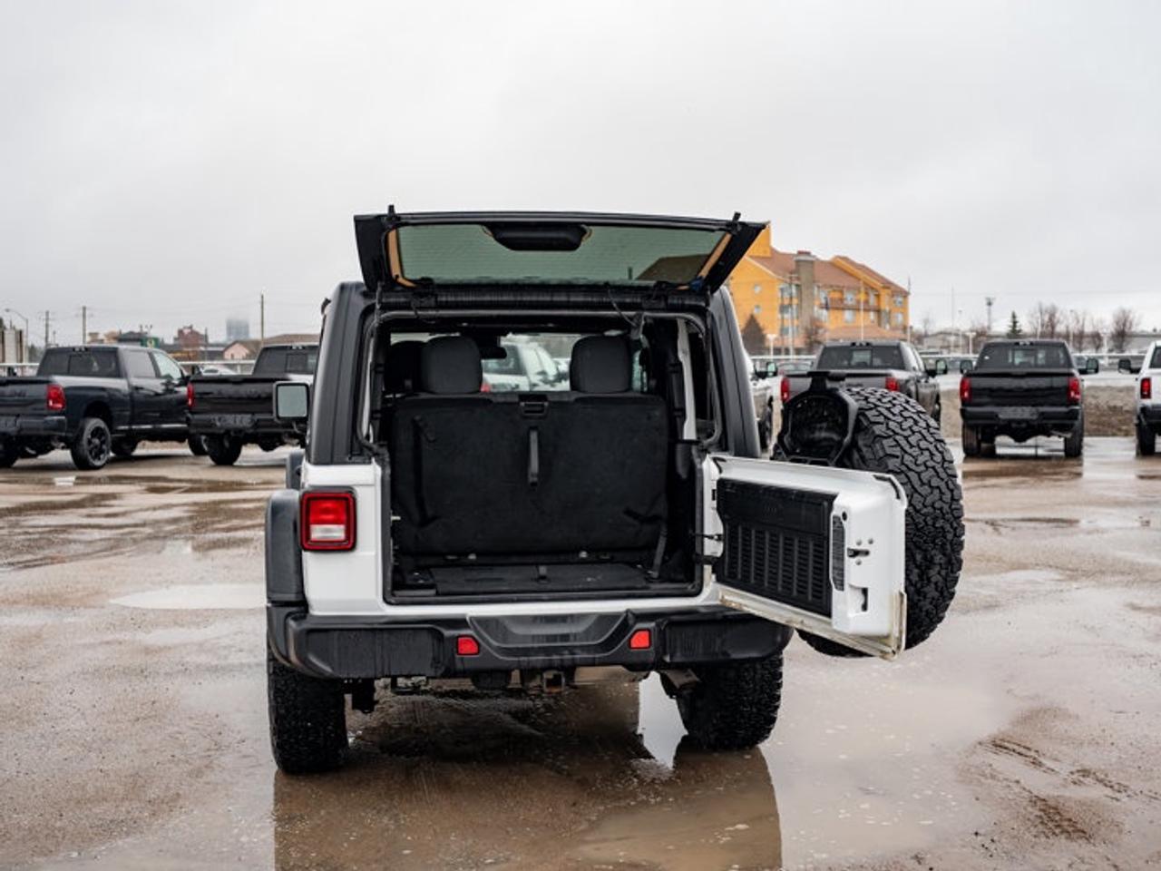2024 Jeep Wrangler Willys Photo