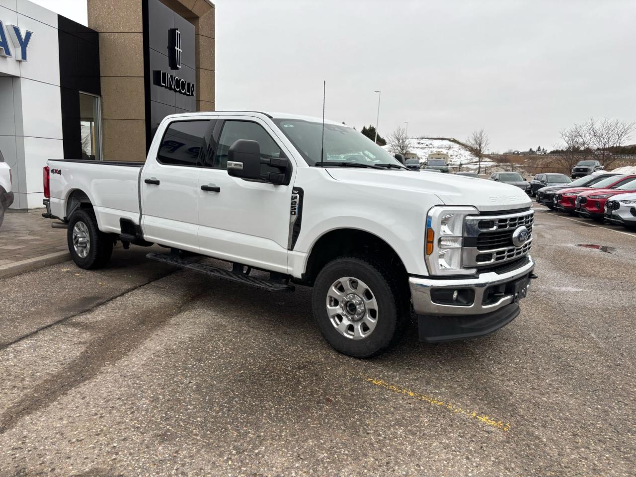 2024 Ford F-250 XLT, CREW CAB, 176"WB, 7.3L GAS ENGINE! Photo2