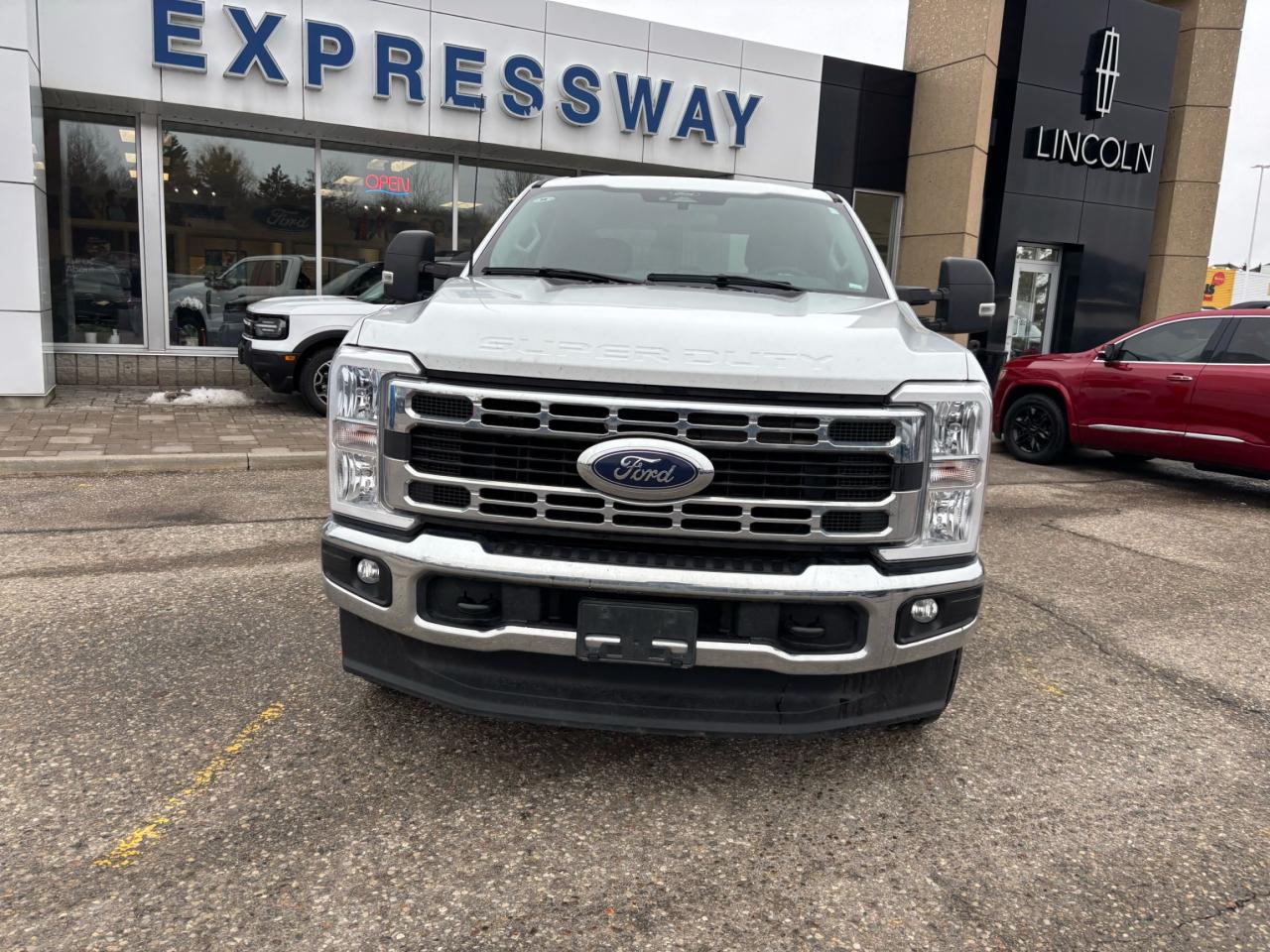 2024 Ford F-250 XLT, CREW CAB, 176"WB, 7.3L GAS ENGINE! Photo