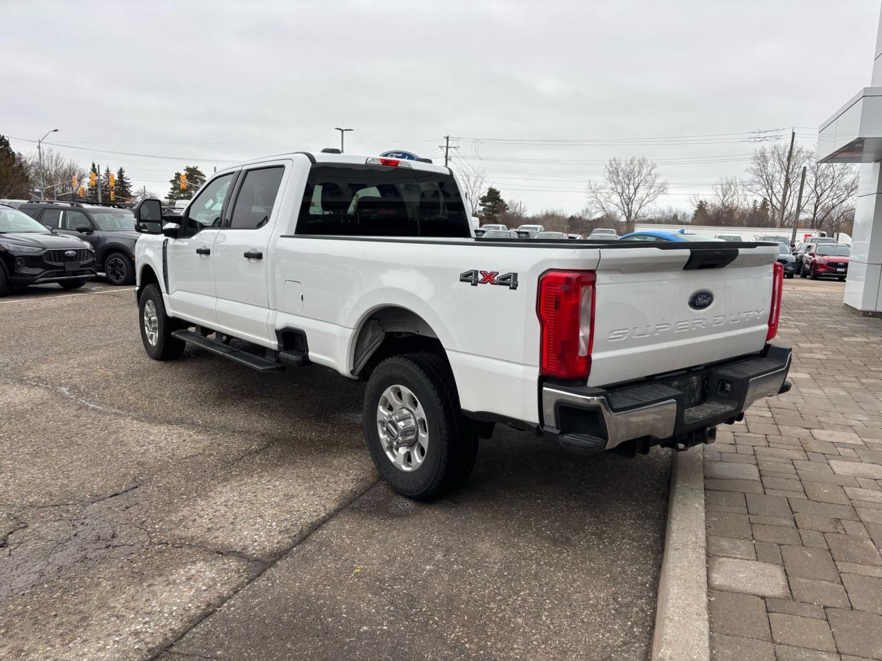 2024 Ford F-250 XLT, CREW CAB, 176"WB, 7.3L GAS ENGINE! Photo